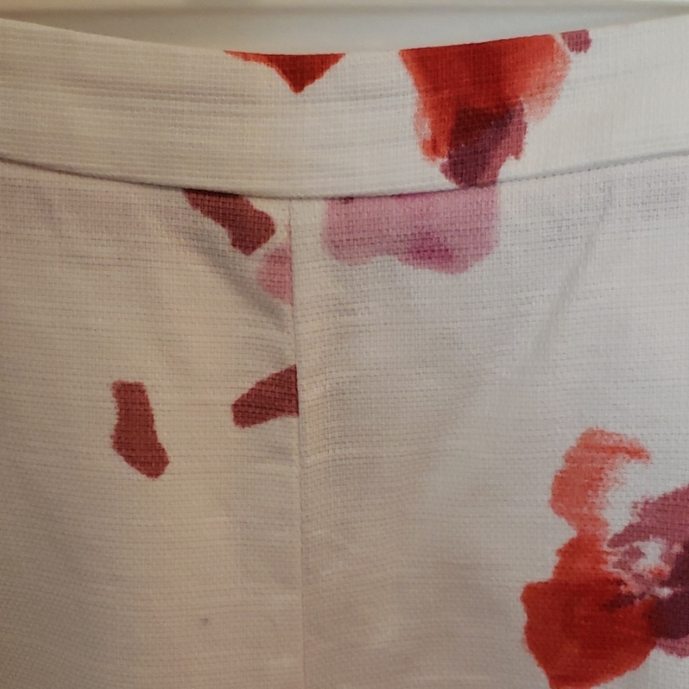 Skirt - Picture 2 of 4